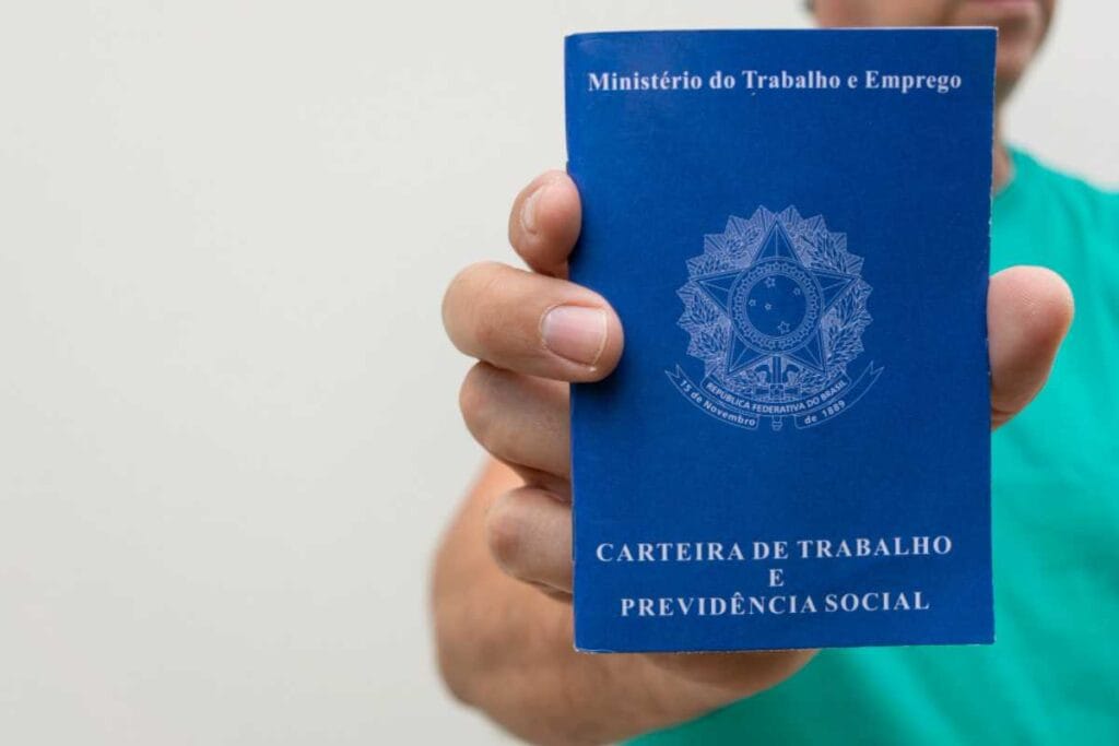 Lucro do FGTS: entenda como o rendimento impacta o seu saldo de forma prática