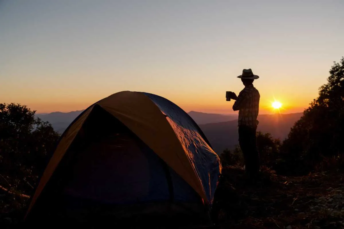 Manual da arte de acampar: dicas essenciais para o aventureiro