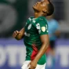 Atlético-MG vence Palmeiras e quebra invencibilidade do líder no Brasileirão