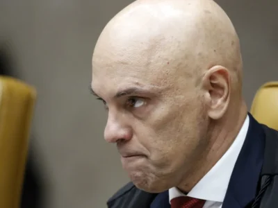 Datafolha: 59% aprovam veto de Moraes a visita de Flávio a Bolsonaro