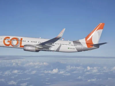 Guerra no Irã gera gasto extra de R$ 5,2 bi para aéreas